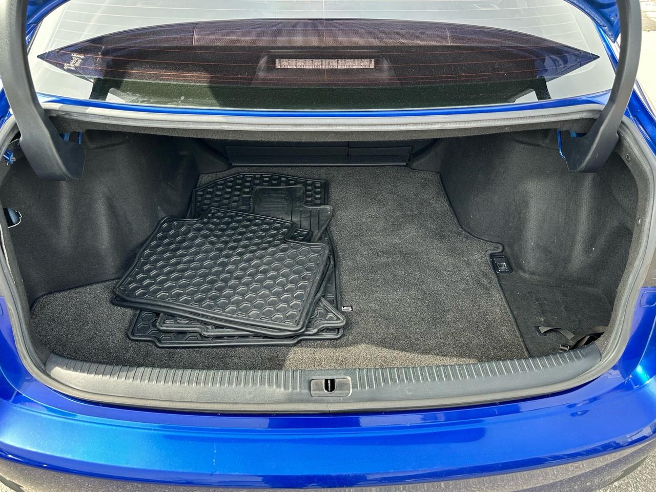 2016 Lexus IS IS 350 ~ F-SPORT ~ AWD ~ 3.5L ~ CERTIFIED Photo