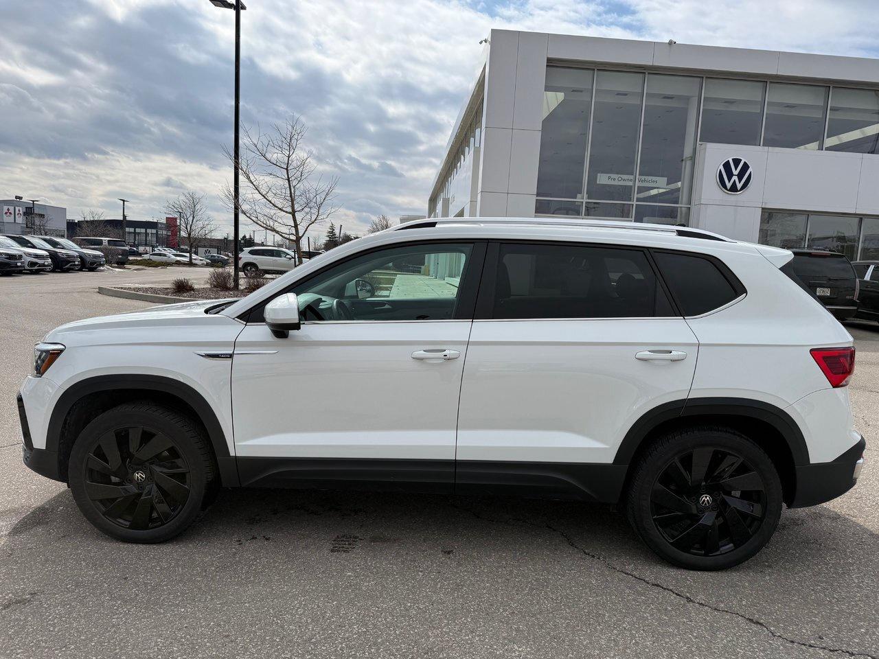 2024 Volkswagen Taos Comfortline 1.5T 7sp at DSG w/ Tip 4M Keyless Entr Photo