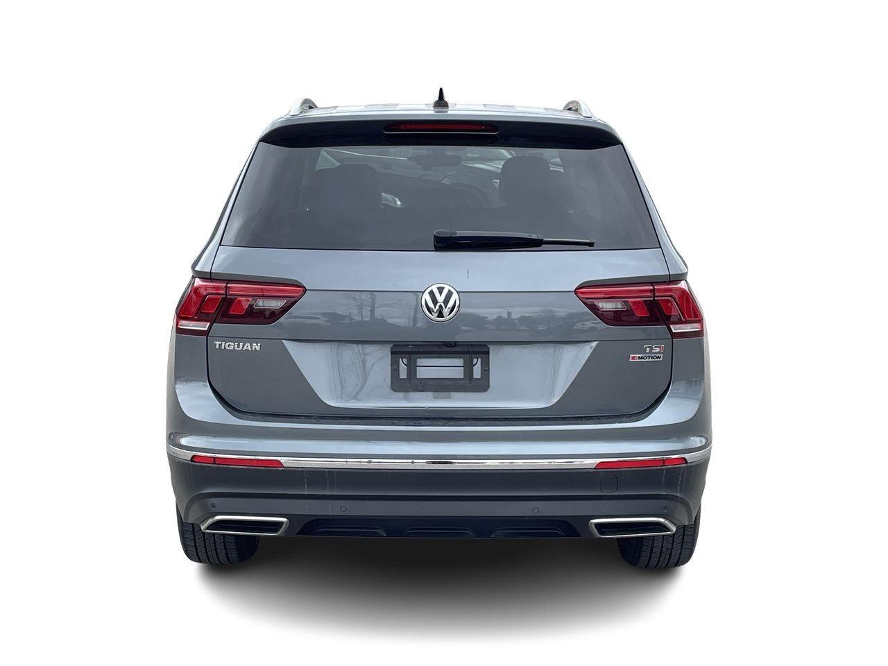 2018 Volkswagen Tiguan Highline 2.0T 8sp at w/Tip 4M Alloy Wheels  Leathe Photo