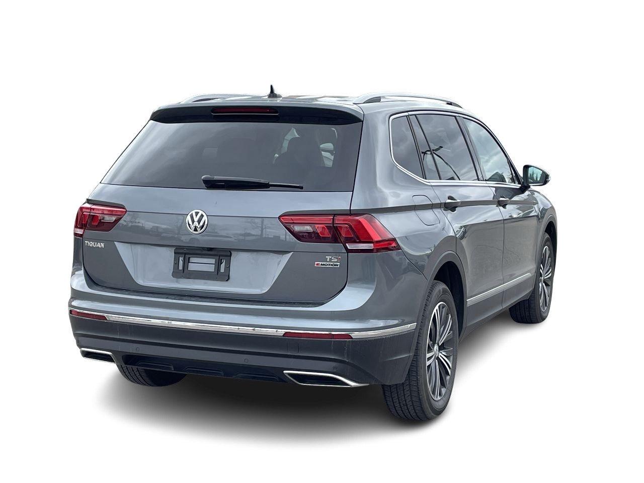 2018 Volkswagen Tiguan Highline 2.0T 8sp at w/Tip 4M Alloy Wheels  Leathe Photo