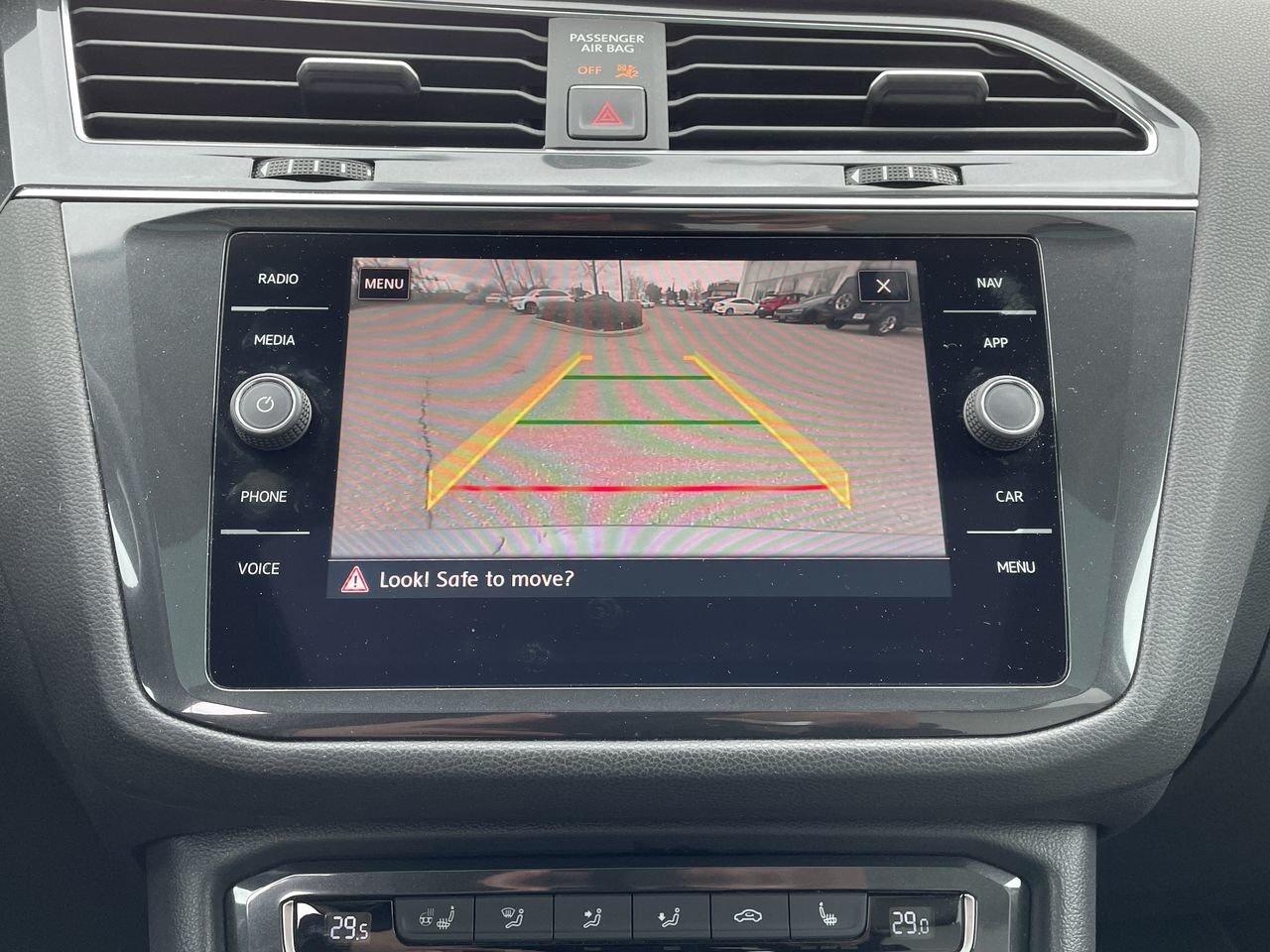 2018 Volkswagen Tiguan Highline 2.0T 8sp at w/Tip 4M Alloy Wheels  Leathe Photo