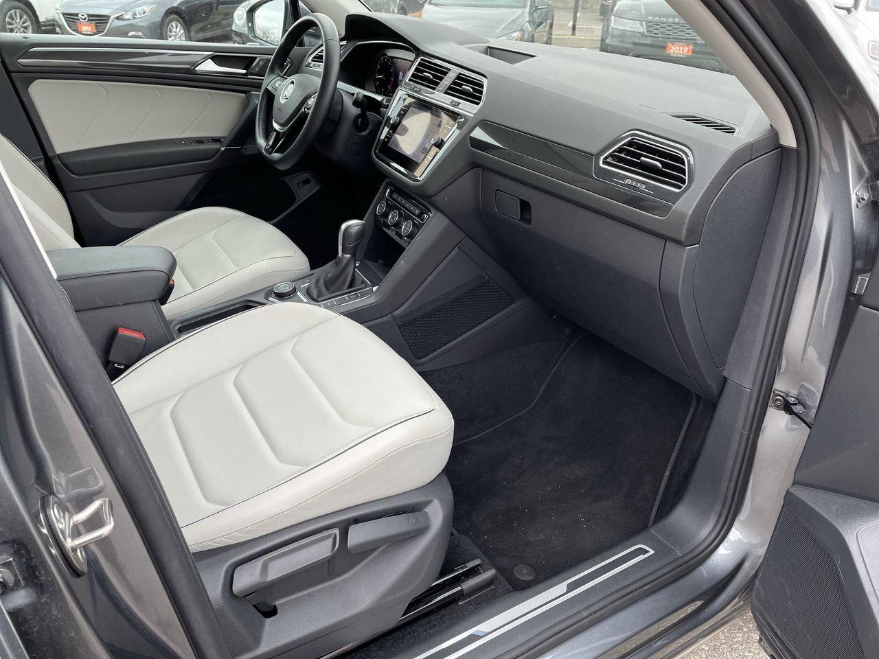 2018 Volkswagen Tiguan Highline 2.0T 8sp at w/Tip 4M Alloy Wheels  Leathe Photo