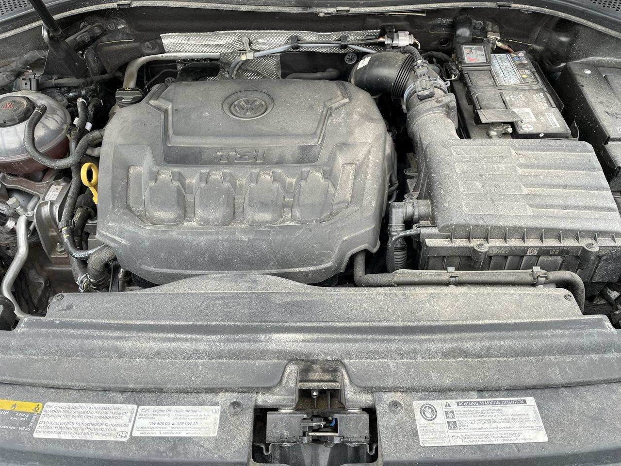 2018 Volkswagen Tiguan Highline 2.0T 8sp at w/Tip 4M Alloy Wheels  Leathe Photo