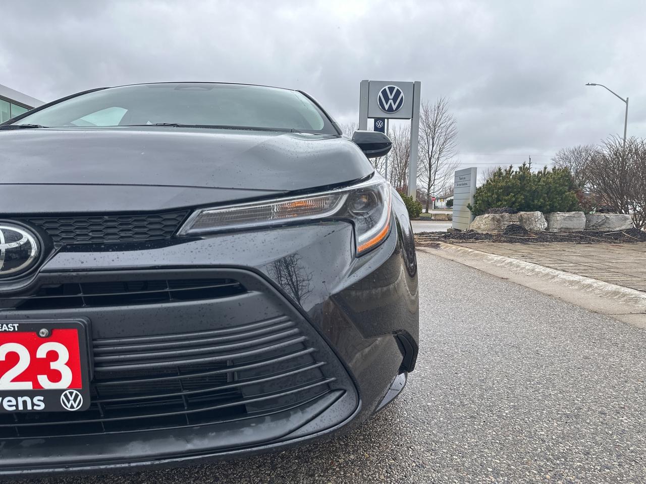 2023 Toyota Corolla LE CVT Photo