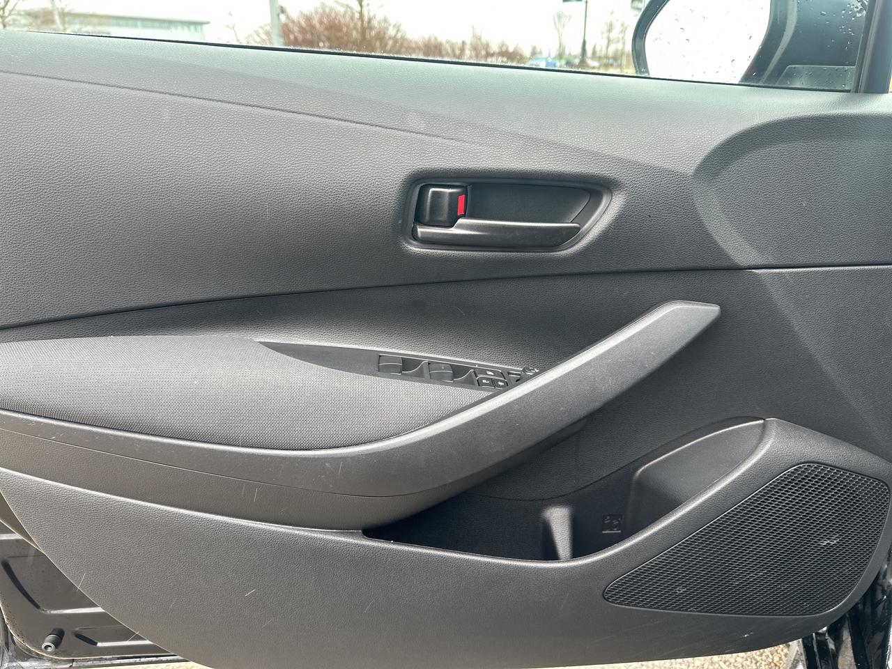 2023 Toyota Corolla LE CVT Photo