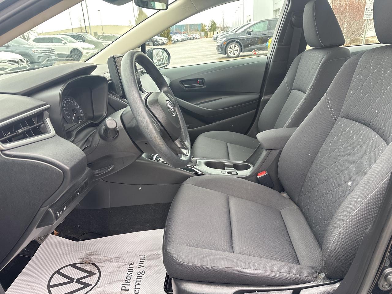 2023 Toyota Corolla LE CVT Photo