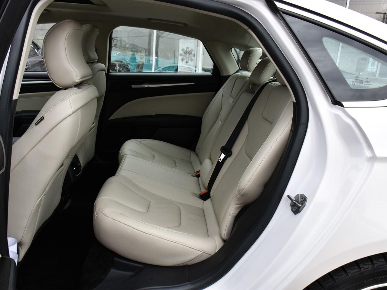 2018 Ford Fusion Hybrid TITANIUM FWD, FUEL SAVER, GREAT CONDINTION Photo