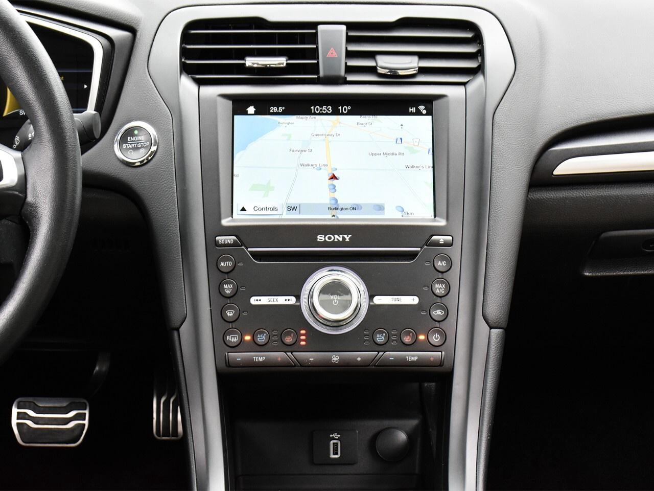 2018 Ford Fusion Hybrid TITANIUM FWD, FUEL SAVER, GREAT CONDINTION Photo