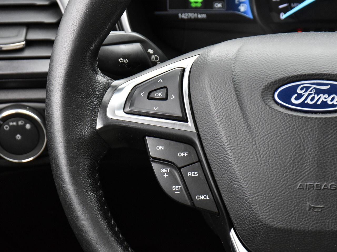 2018 Ford Fusion Hybrid TITANIUM FWD, FUEL SAVER, GREAT CONDINTION Photo