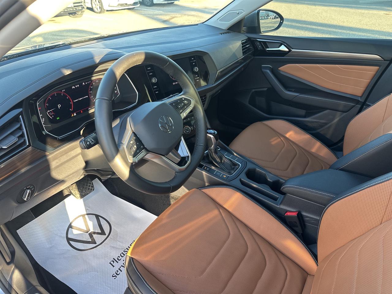 2024 Volkswagen Jetta Highline auto Photo