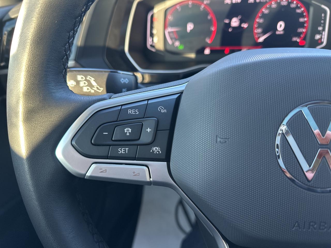 2024 Volkswagen Jetta Highline auto Photo