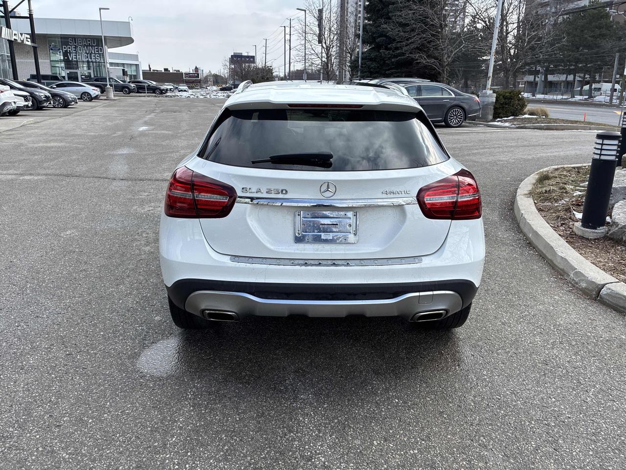 2019 Mercedes-Benz GLA-Class GLA250 4MATIC Navi Panoramic Sunroof Photo3