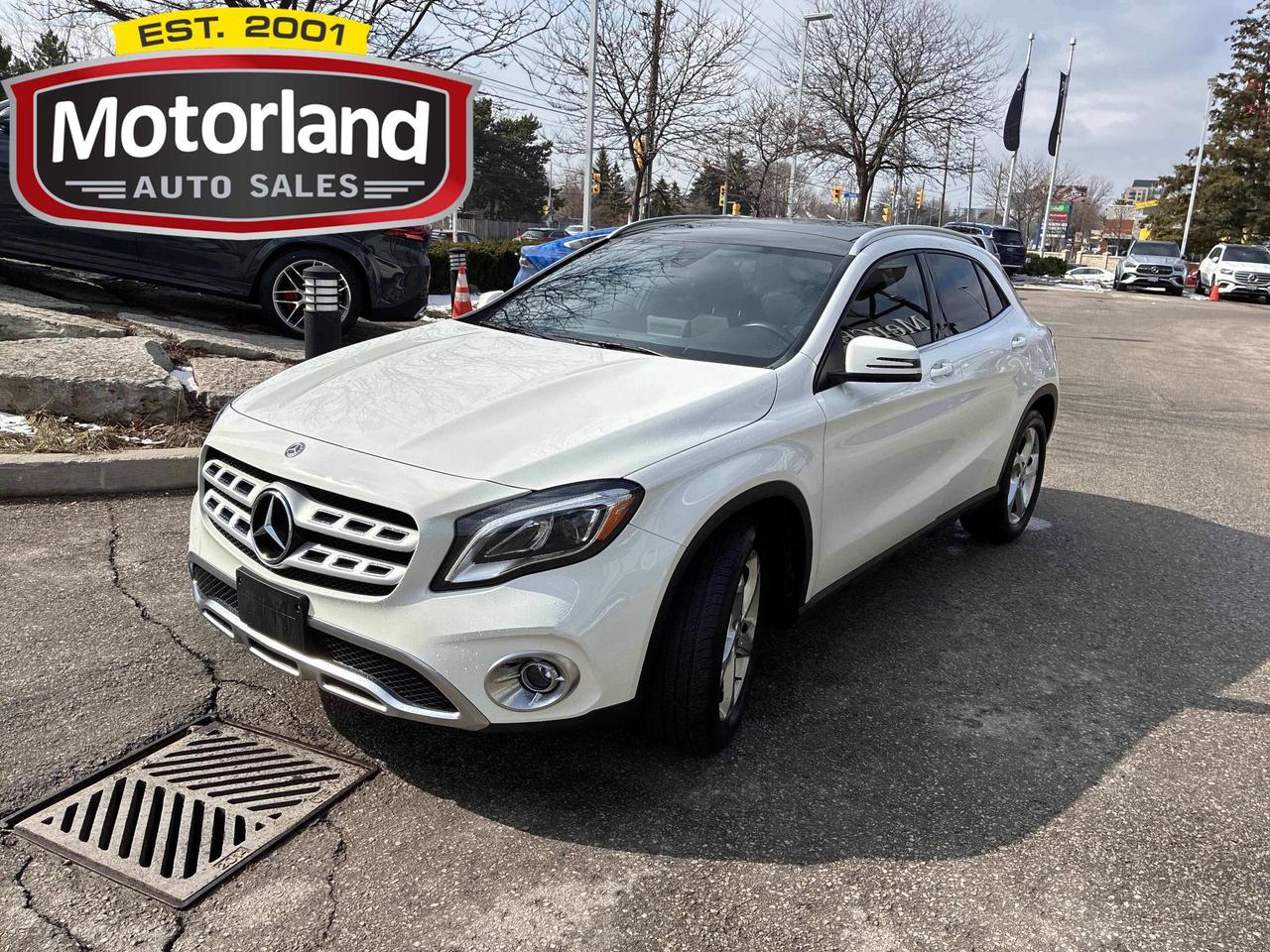 2019 Mercedes-Benz GLA-Class GLA250 4MATIC Navi Panoramic Sunroof Photo