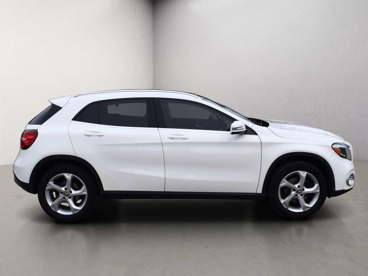 2019 Mercedes-Benz GLA-Class GLA250 4MATIC Navi Panoramic Sunroof Photo
