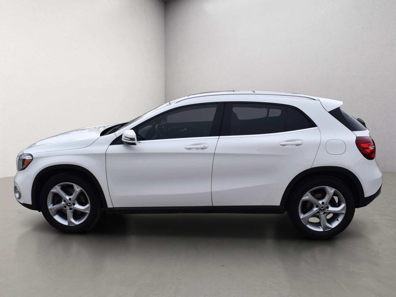 2019 Mercedes-Benz GLA-Class GLA250 4MATIC Navi Panoramic Sunroof Photo