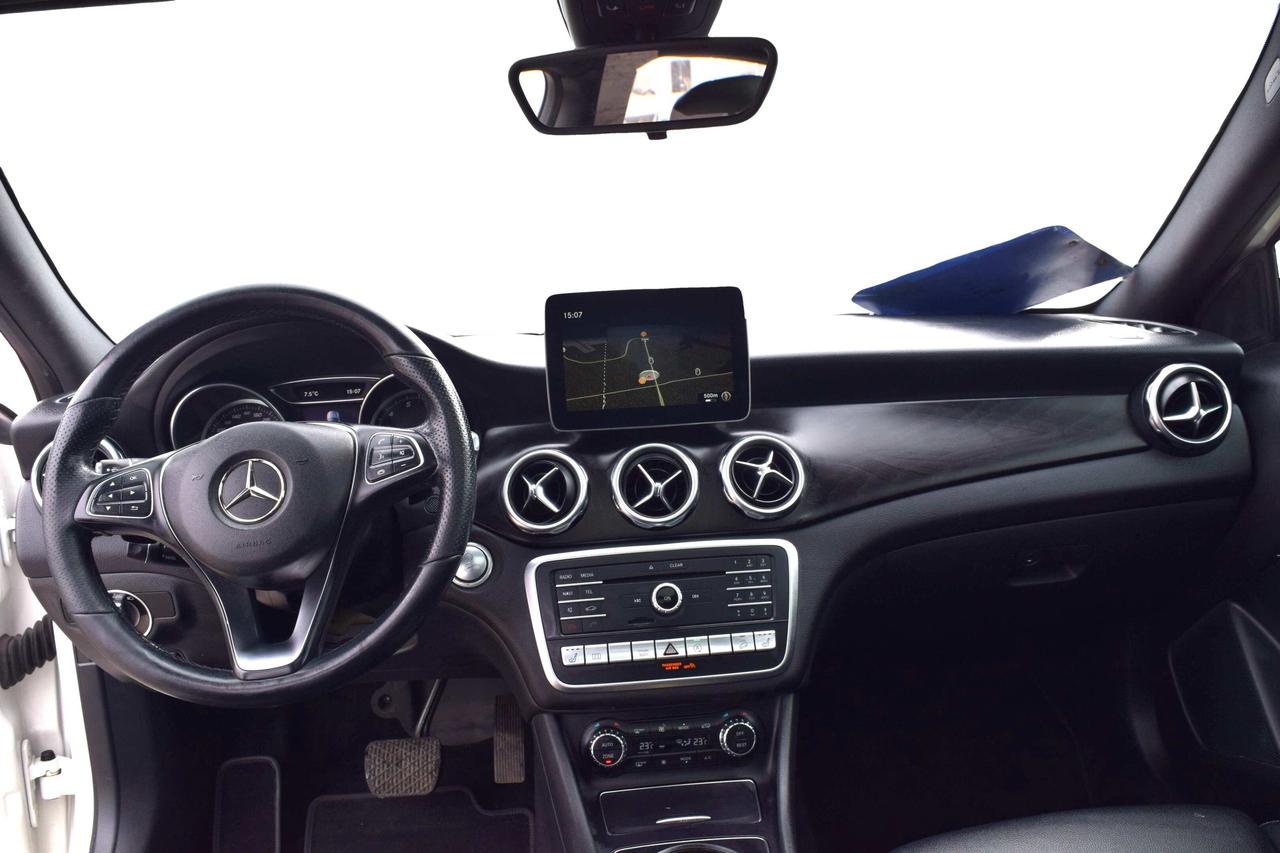 2019 Mercedes-Benz GLA-Class GLA250 4MATIC Navi Panoramic Sunroof Photo
