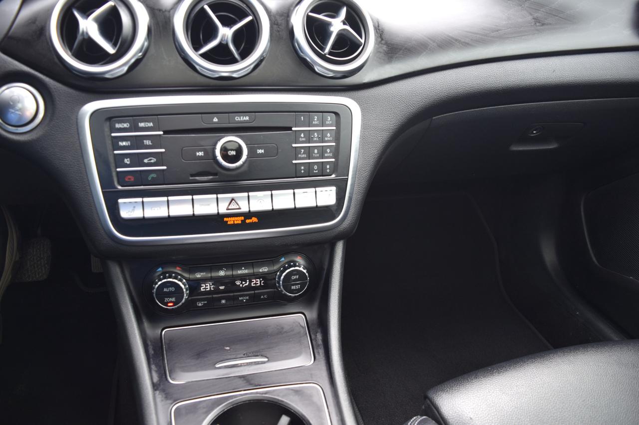 2019 Mercedes-Benz GLA-Class GLA250 4MATIC Navi Panoramic Sunroof Photo