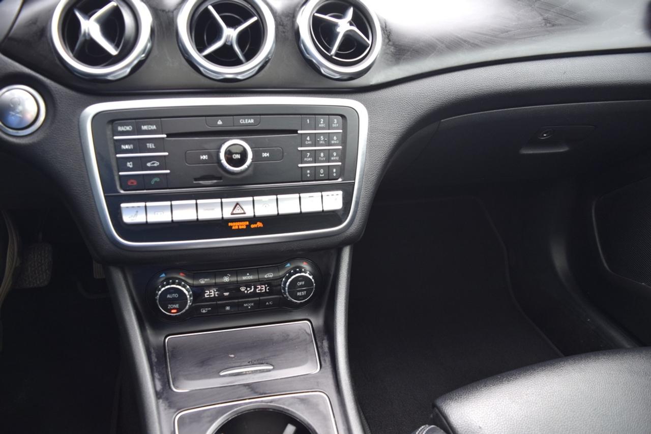 2019 Mercedes-Benz GLA-Class GLA250 4MATIC Navi Panoramic Sunroof Photo