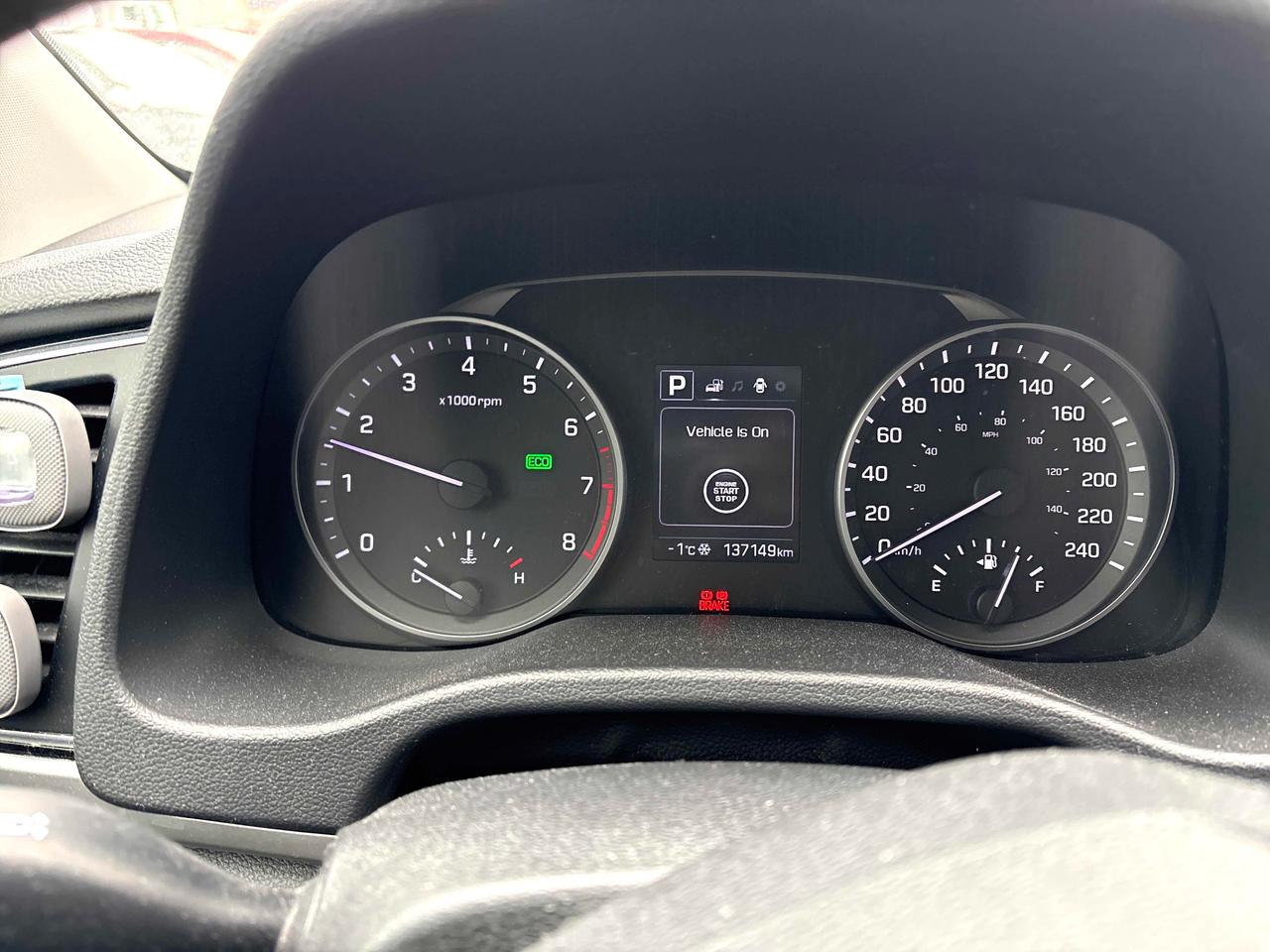 2017 Hyundai Elantra GLS SUNROOF Photo