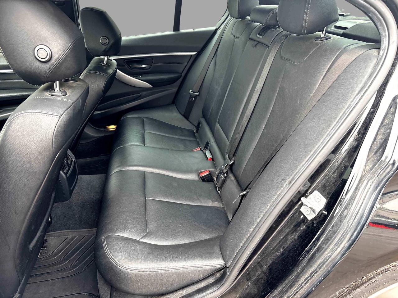 2017 BMW 3 Series 330E IPERFORMANCE Photo