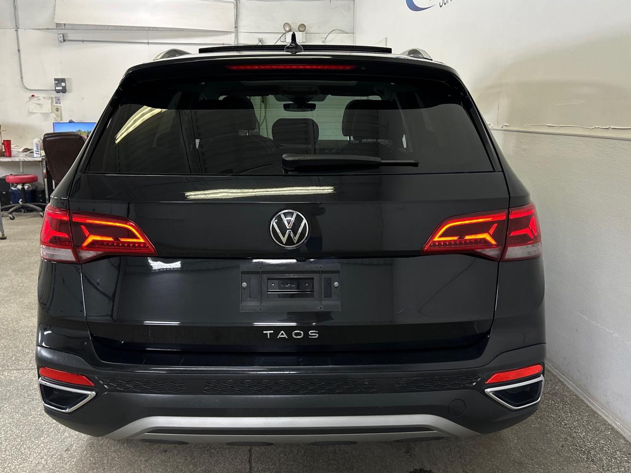 2024 Volkswagen Taos Comfortline 4dr Front-Wheel Drive Photo