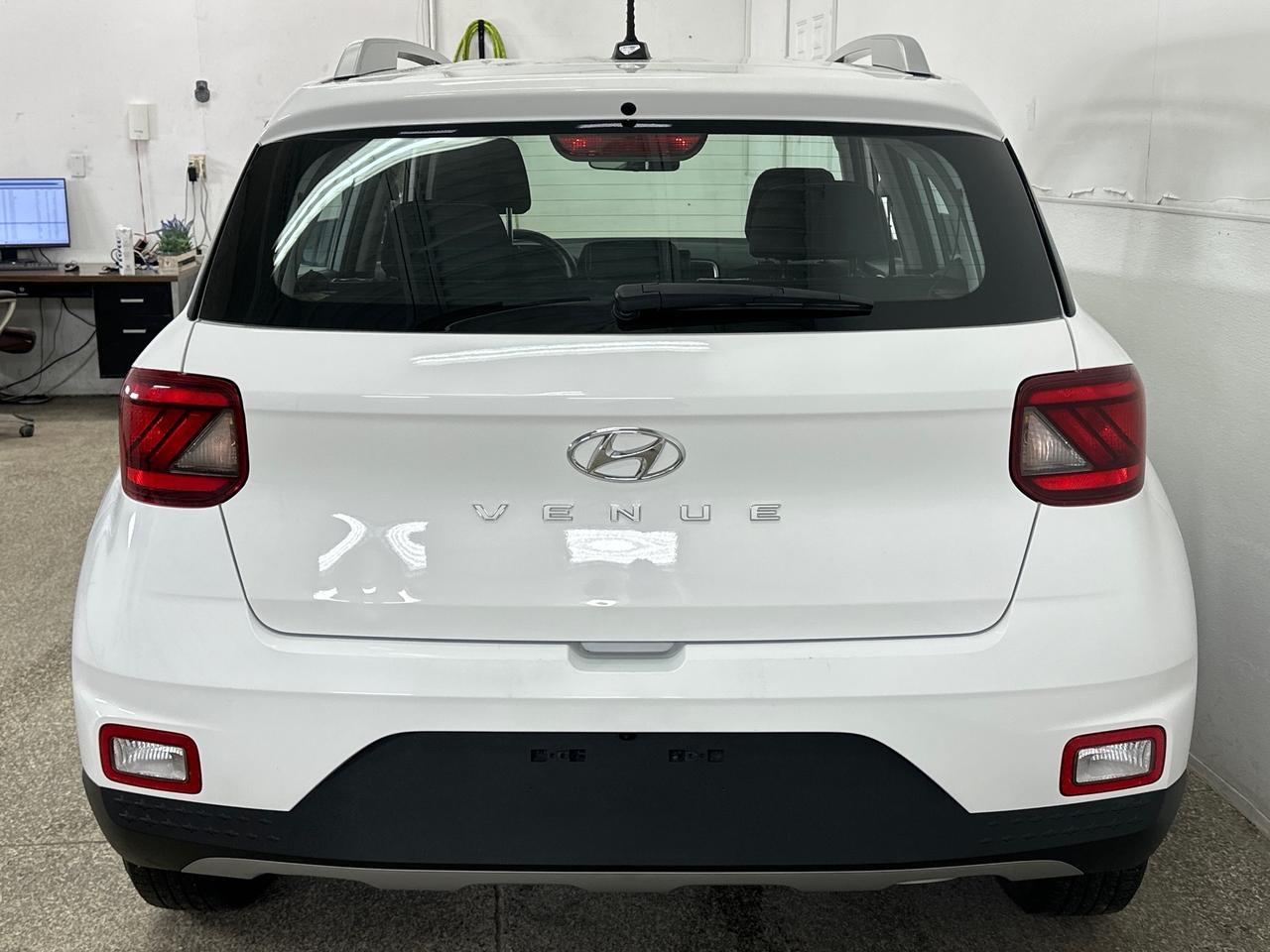 2024 Hyundai Venue Preferred 4dr Front-Wheel Drive Photo