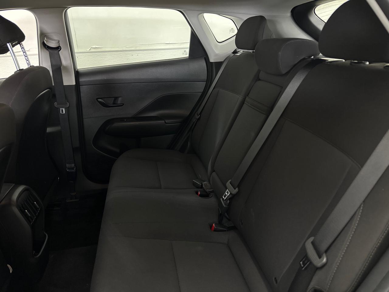 2025 Hyundai KONA 2.0L Essential 4dr Front-Wheel Drive Photo