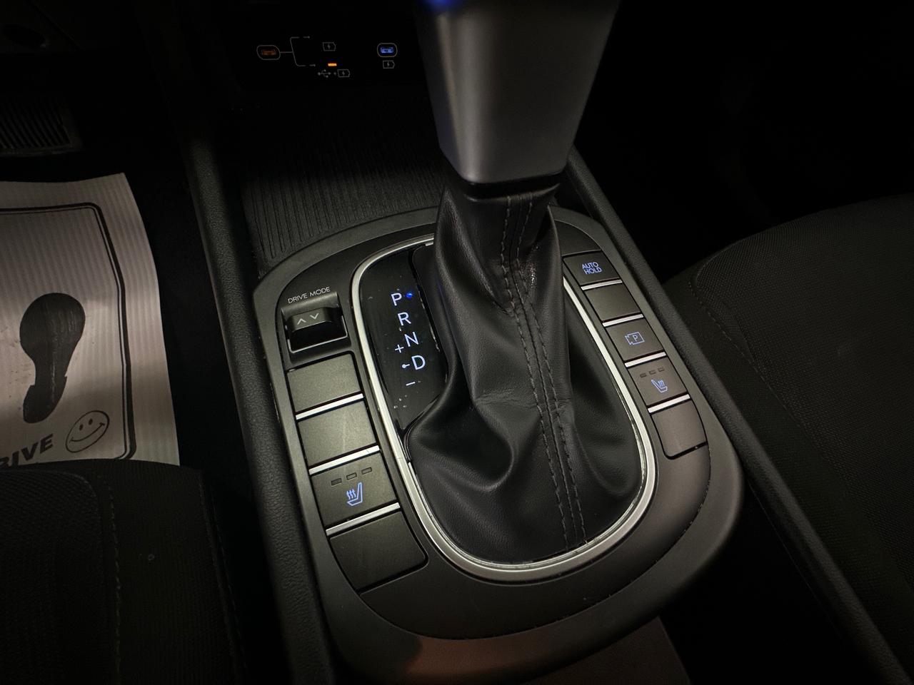 2025 Hyundai KONA 2.0L Essential 4dr Front-Wheel Drive Photo