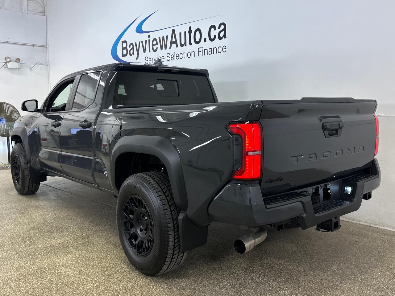 2025 Toyota Tacoma TRD Off Road Photo4