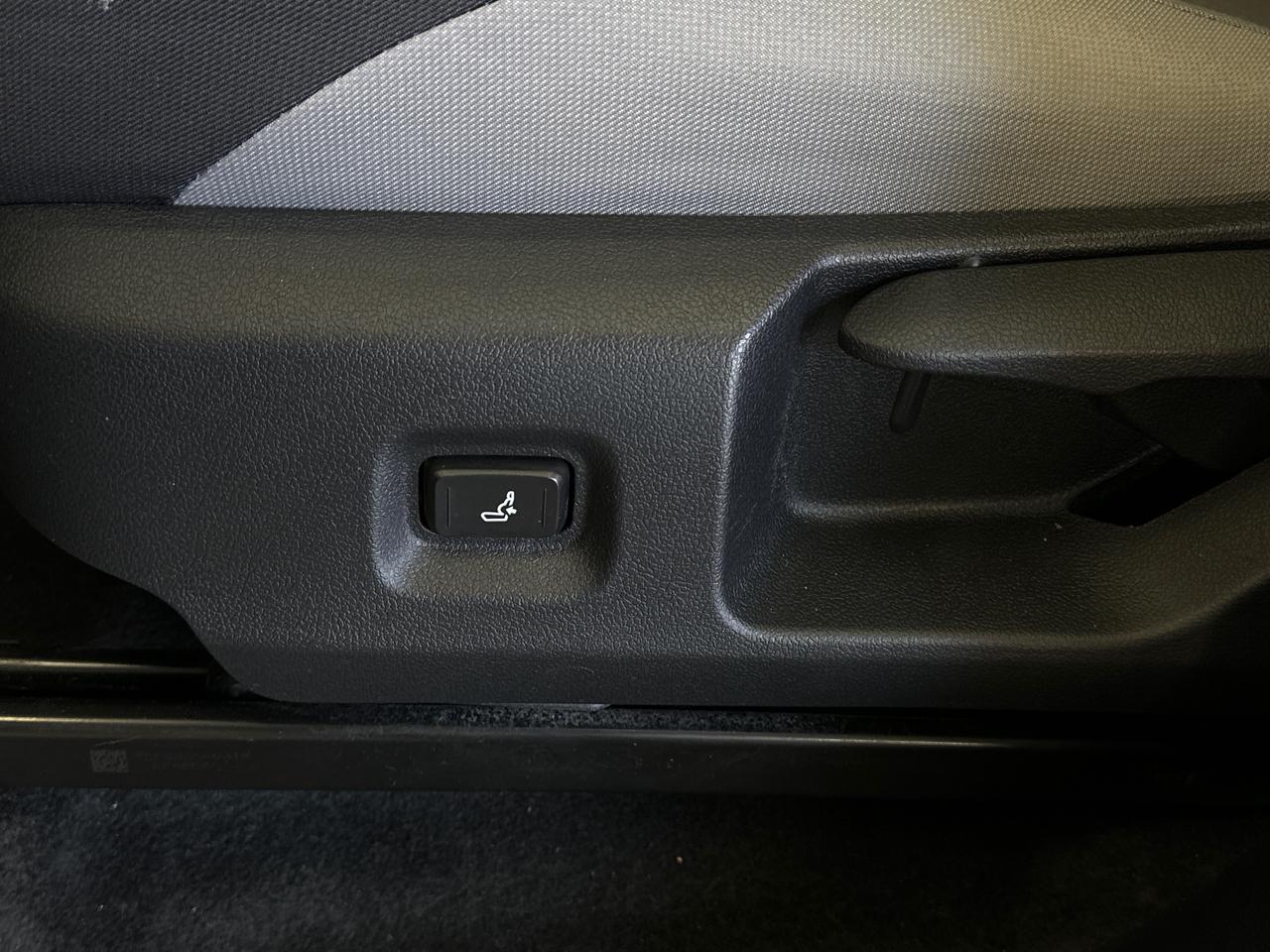 2025 Toyota Tacoma TRD Off Road Photo