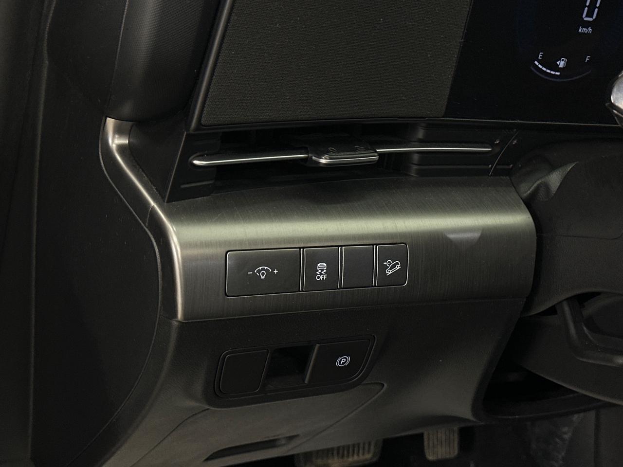 2025 Hyundai KONA 2.0L Preferred w/Trend Package 4dr All-Wheel Drive Photo