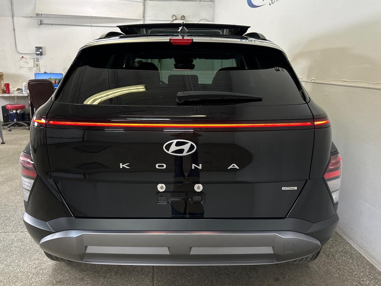 2025 Hyundai KONA 2.0L Preferred w/Trend Package 4dr All-Wheel Drive Photo