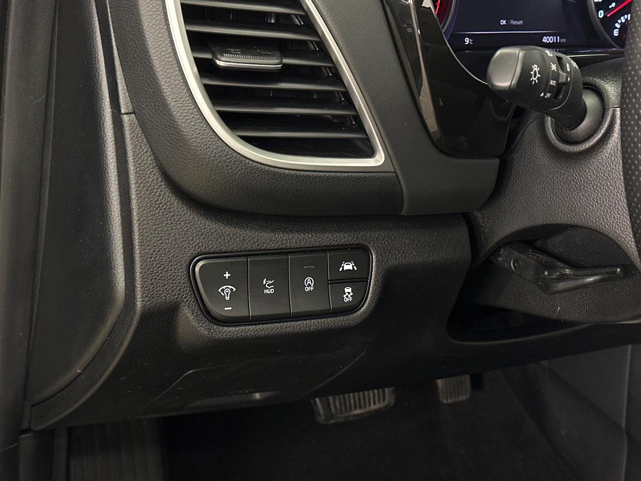 2023 Kia Seltos SX Turbo w/Black Interior 4dr All-Wheel Drive Photo
