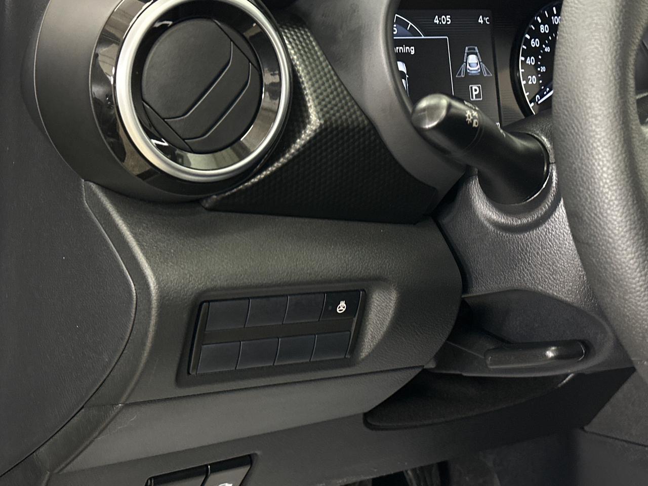 2024 Nissan Kicks SV 4dr Front-Wheel Drive Photo