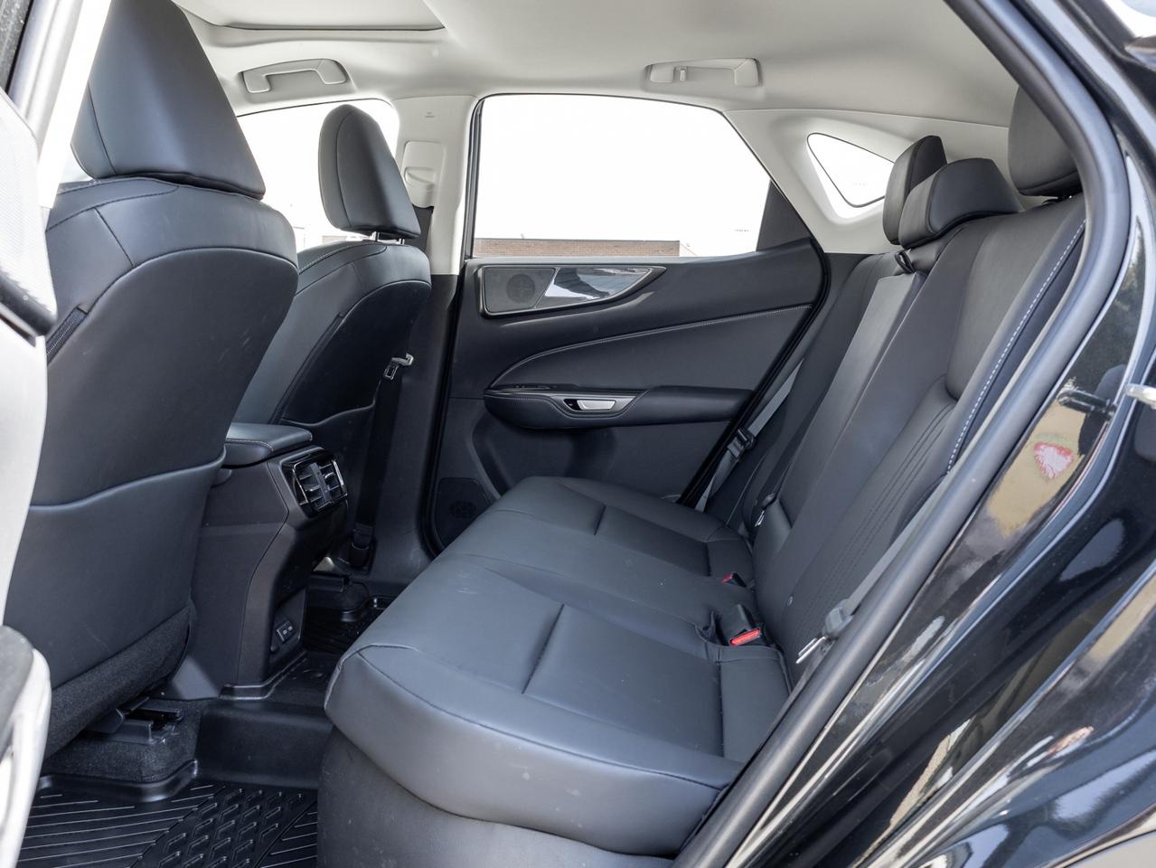2023 Lexus NX NX 350h AWD Photo