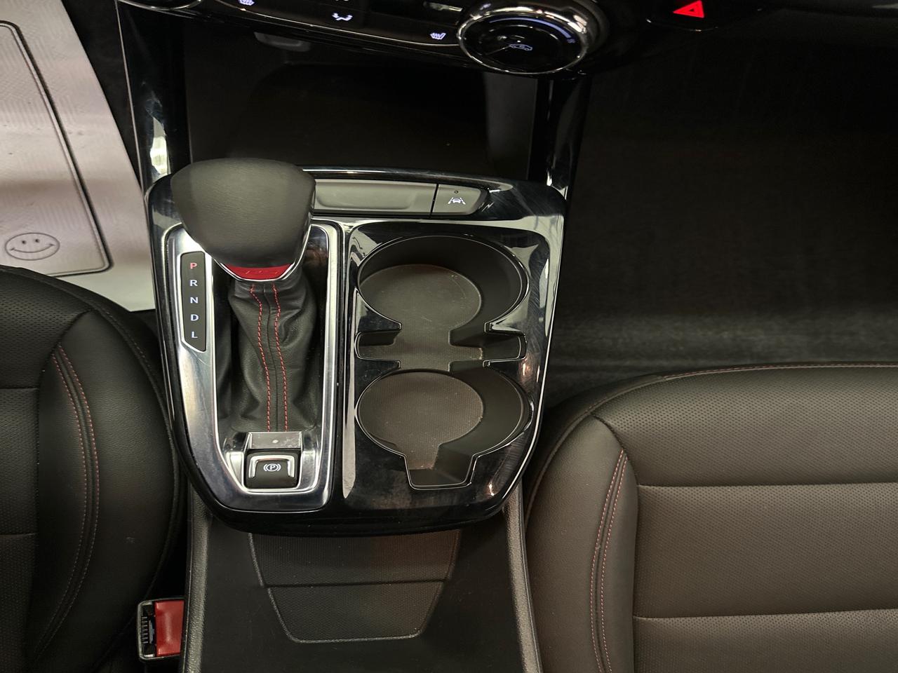 2025 Chevrolet Trax 2RS 4dr Front-Wheel Drive Photo