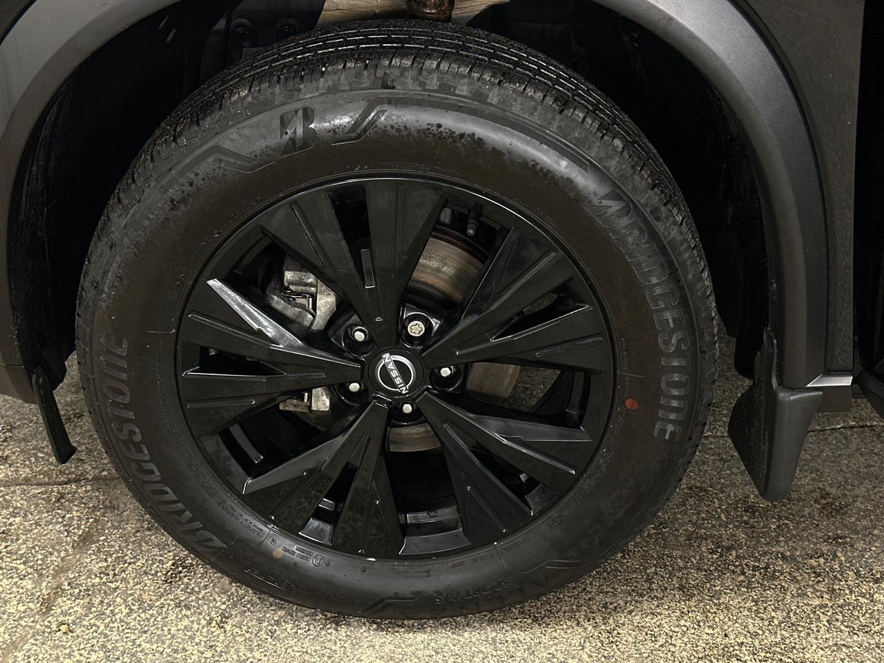 2023 Nissan Rogue SV Midnight Edition 4dr All-Wheel Drive Sport Utility Photo