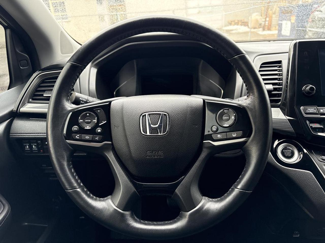 2022 Honda Odyssey Touring Photo