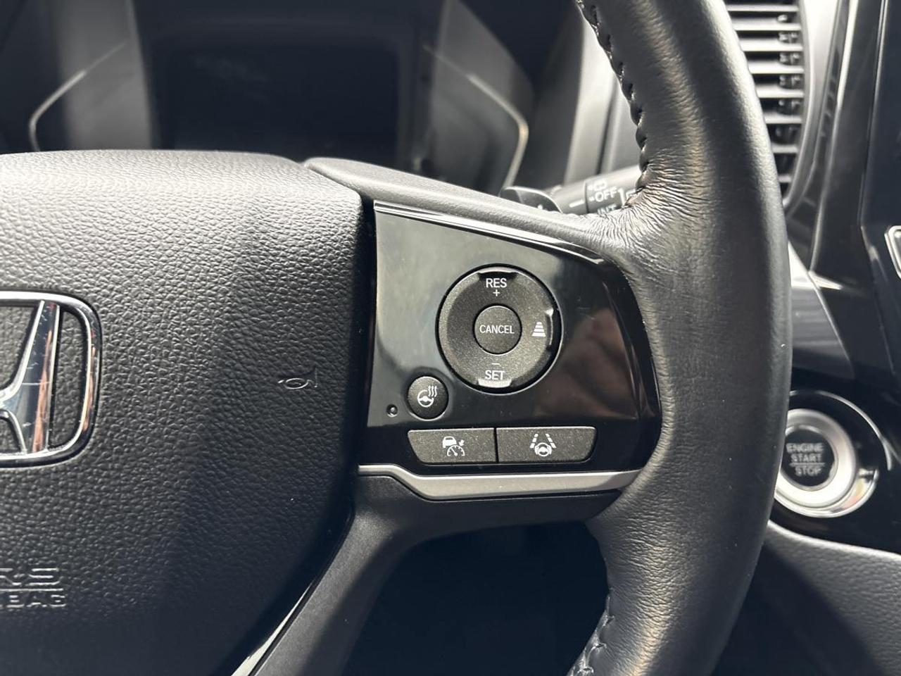 2022 Honda Odyssey Touring Photo