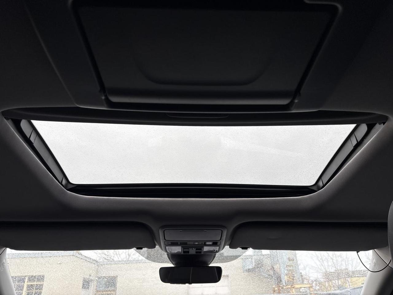 2022 Honda Odyssey Touring Photo