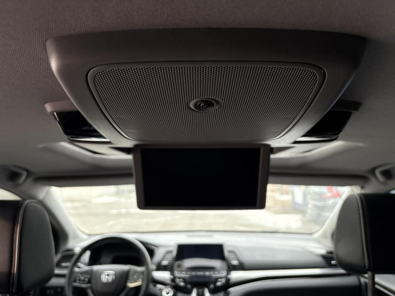 2022 Honda Odyssey Touring Photo