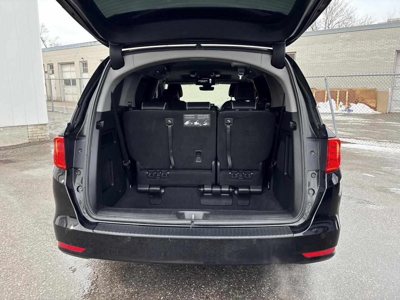 2022 Honda Odyssey Touring Photo