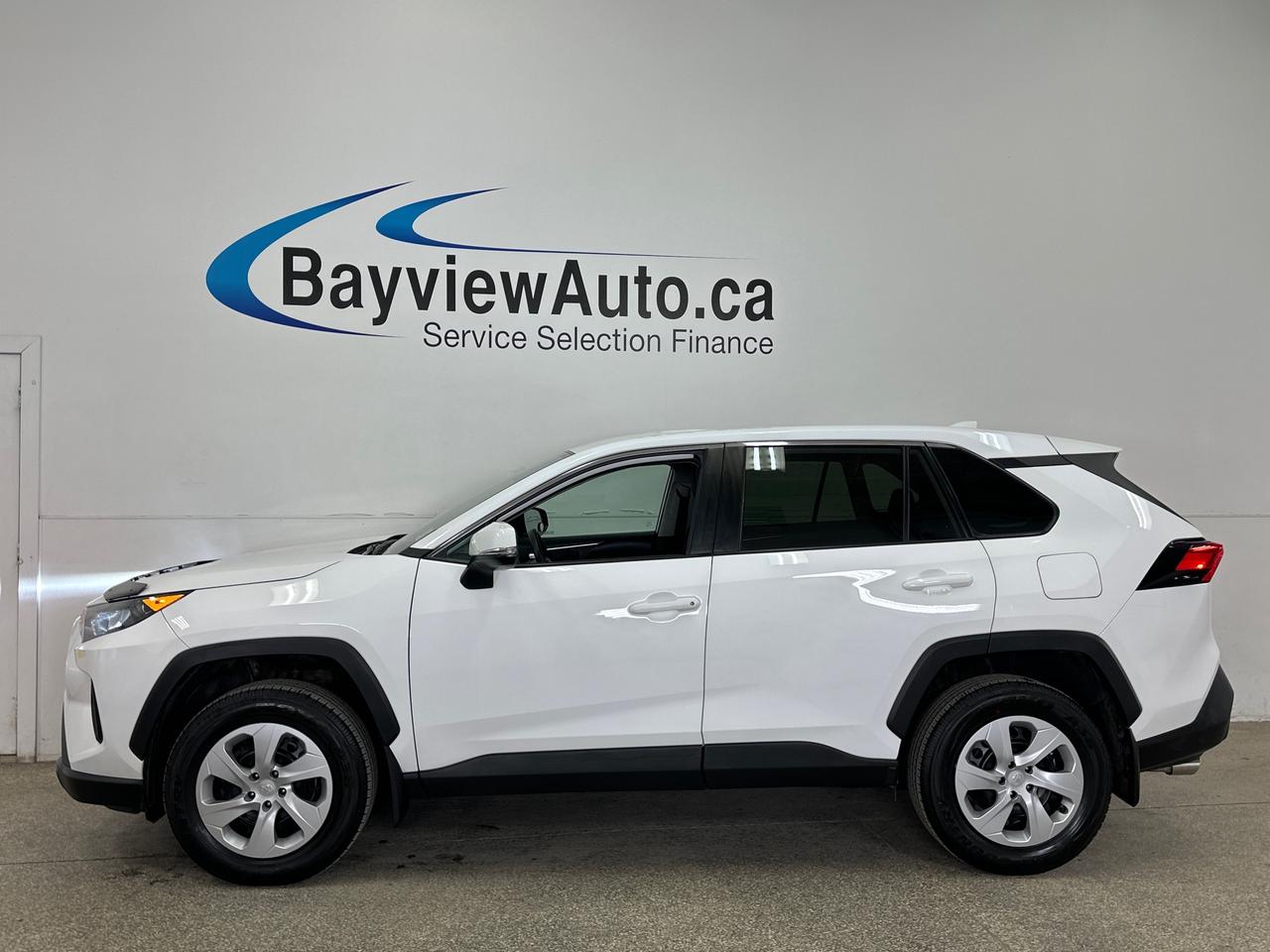 2022 Toyota RAV4 LE 4dr All-wheel Drive Photo