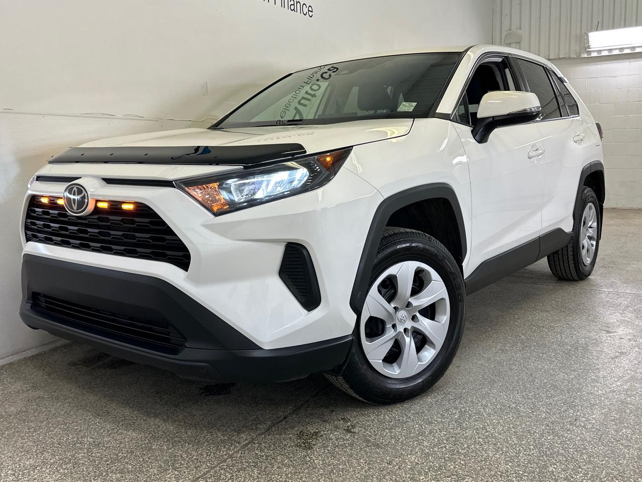 2022 Toyota RAV4 LE 4dr All-wheel Drive Photo