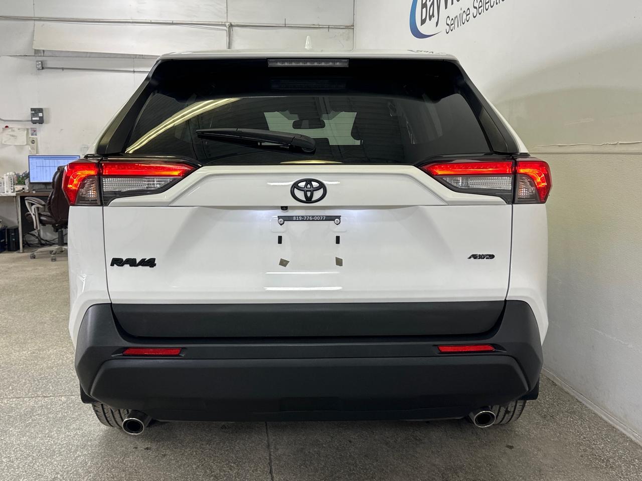 2022 Toyota RAV4 LE 4dr All-wheel Drive Photo