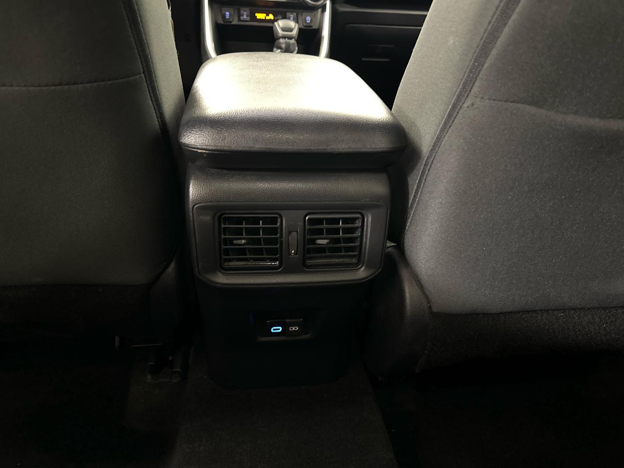 2022 Toyota RAV4 LE 4dr All-wheel Drive Photo