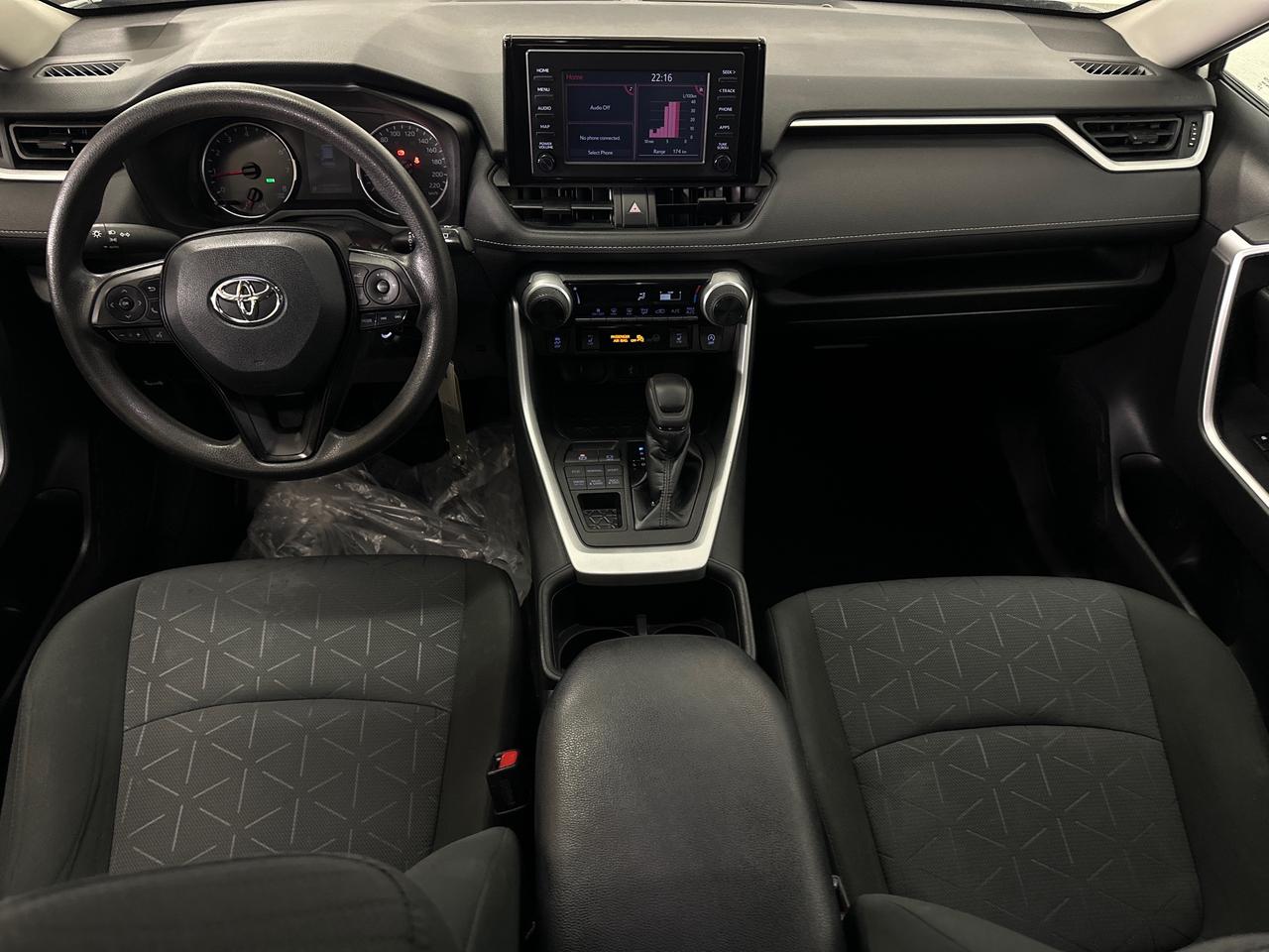 2022 Toyota RAV4 LE 4dr All-wheel Drive Photo