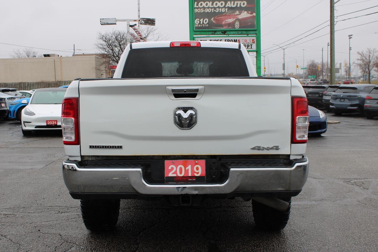 2019 RAM 2500 Big Horn Crew Cab 4WD Hemi 6.4L Photo