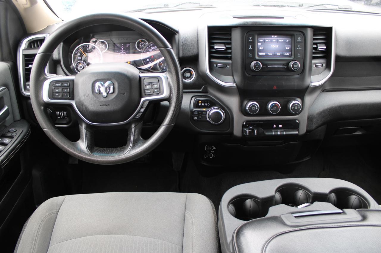 2019 RAM 2500 Big Horn Crew Cab 4WD Hemi 6.4L Photo