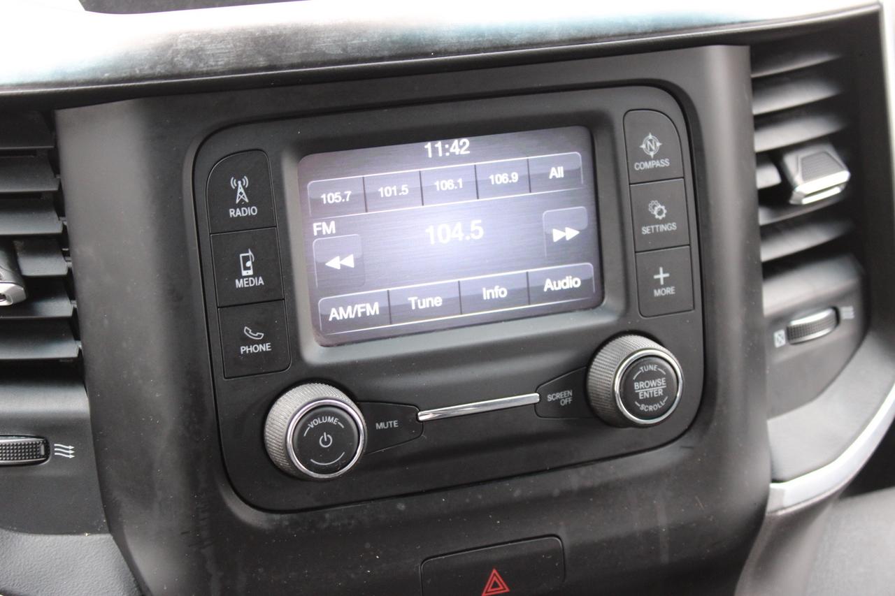 2019 RAM 2500 Big Horn Crew Cab 4WD Hemi 6.4L Photo